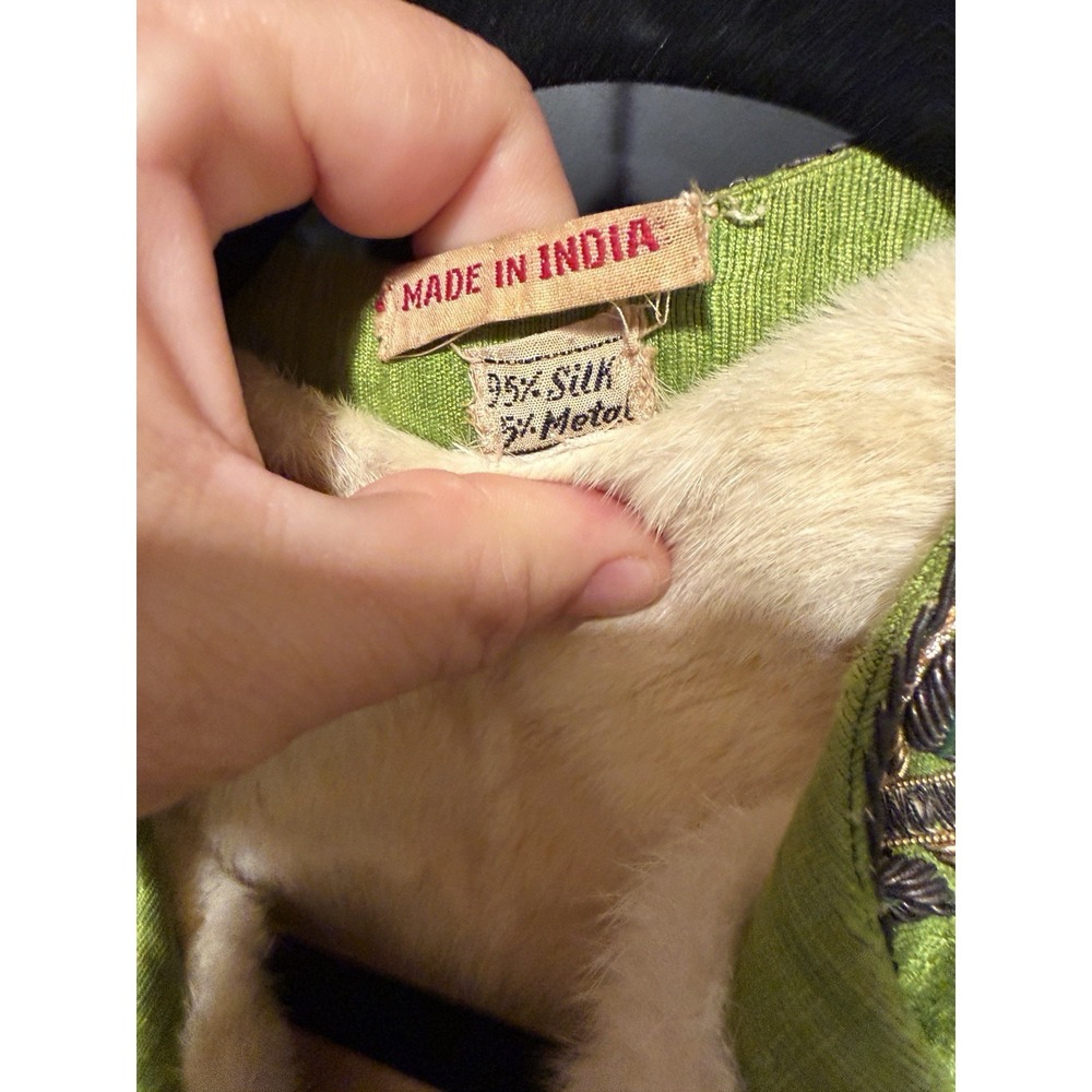 Vintage Silk Indian Trachten Fur Lined Jacket Made In India  Women's Size Small - Picture 2 of 11